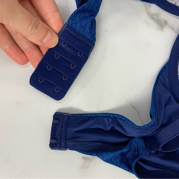 Victoria’s Secret VS Semi Demi Racerback Front Close Bra 34DDD - Picture 5 of 8